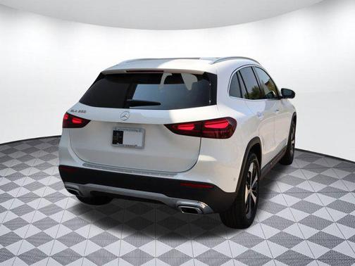 2025 Mercedes-Benz GLA 250 4MATIC