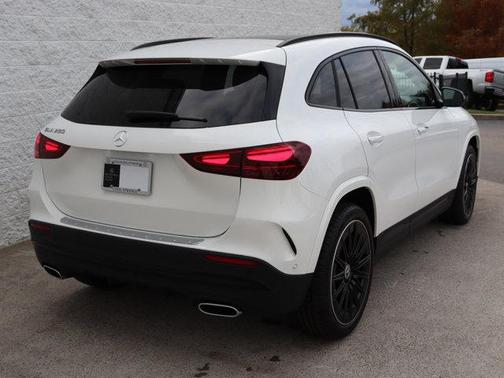 2025 Mercedes-Benz GLA 250 Base