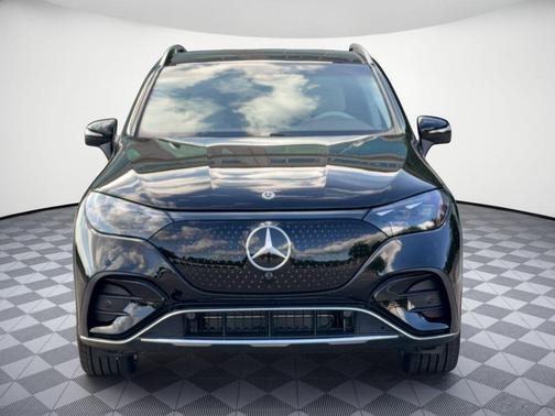 Black 2027 Mercedes-Benz EQE 320+ EQE 320+
