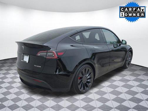 2024 Tesla Model Y Performance Dual Motor All-Wheel Drive
