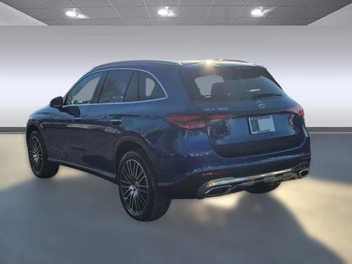 2026 Mercedes-Benz GLC 300 4MATIC