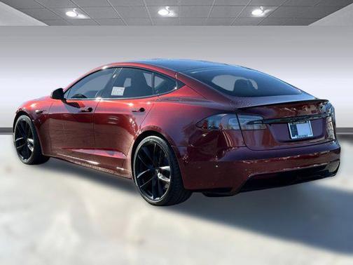 2021 Tesla Model S Plaid