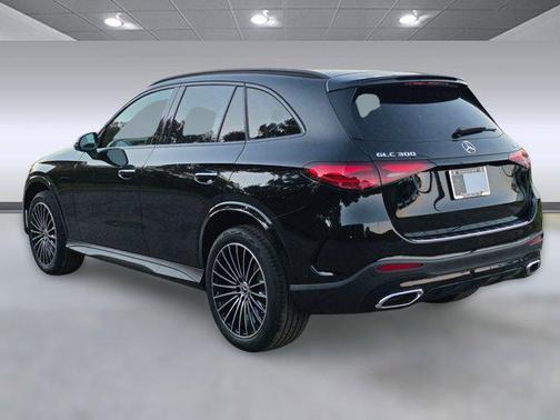 2026 Mercedes-Benz GLC 300 4MATIC