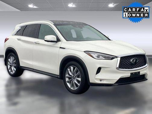 2022 INFINITI QX50 ESSENTIAL AWD