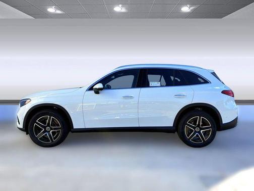 2026 Mercedes-Benz GLC 300 4MATIC