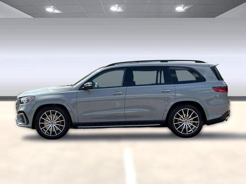 MANUFAKTUR Alpine Grey 2026 Mercedes-Benz GLS 450 4MATIC