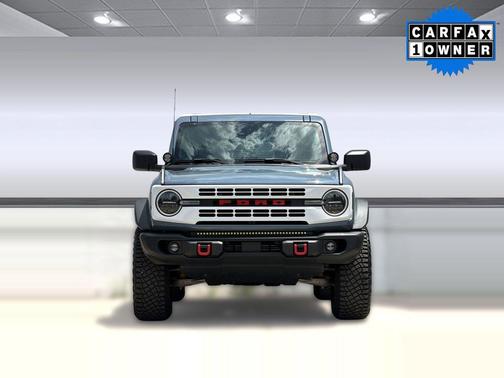 Azure Gray Metallic Tri-Coat 2024 Ford Bronco Heritage Edition