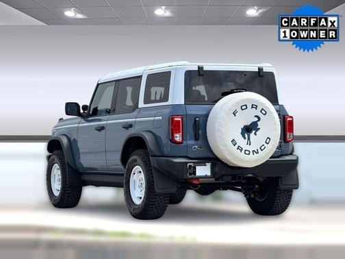 Azure Gray Metallic Tri-Coat 2024 Ford Bronco Heritage Edition