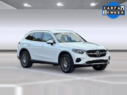 White 2025 Mercedes-Benz GLC 300 Base