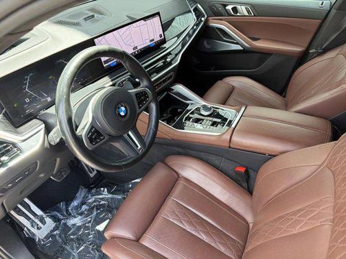 Black Sapphire Metallic 2025 BMW X6 M60i