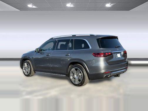 Selenite Grey Metallic 2026 Mercedes-Benz GLS 450 4MATIC