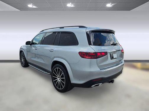 2026 Mercedes-Benz GLS 450 4MATIC