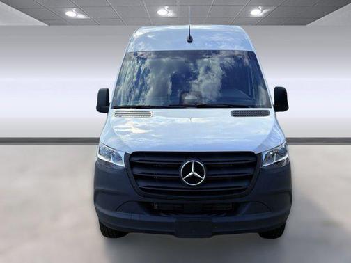 2025 Mercedes-Benz Sprinter 2500 High Roof