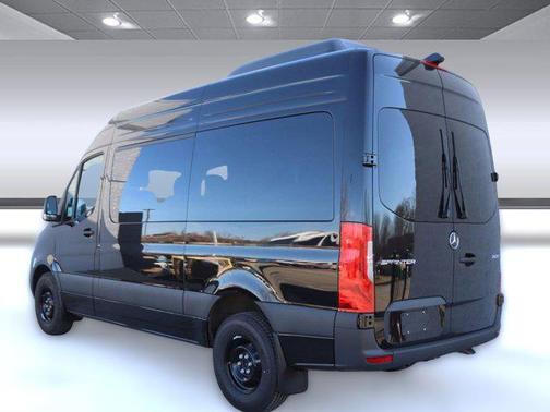 2025 Mercedes-Benz Sprinter 2500 High Roof