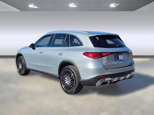 2026 Mercedes-Benz GLC 300 4MATIC