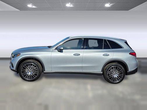 2026 Mercedes-Benz GLC 300 4MATIC