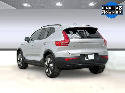 2024 Volvo XC40 Recharge Pure Electric Twin Core
