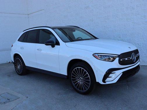 2025 Mercedes-Benz GLC 350e Base