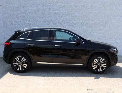 2025 Mercedes-Benz GLA 250 Base