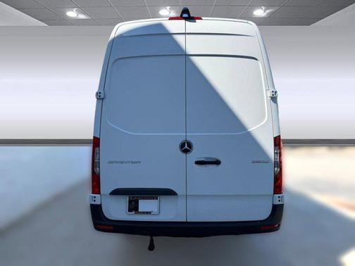 2025 Mercedes-Benz Sprinter 2500 High Roof