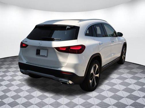 2025 Mercedes-Benz GLA 250 Base