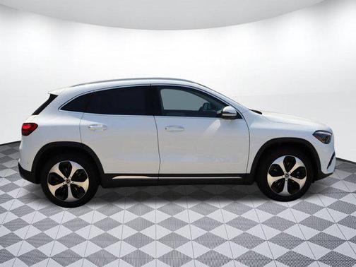 2025 Mercedes-Benz GLA 250 Base