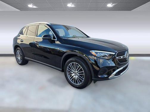 2026 Mercedes-Benz GLC 300 4MATIC
