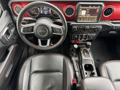 Black Clearcoat 2023 Jeep Gladiator Rubicon