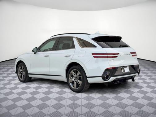 Alta White 2025 Genesis GV70 3.5T AWD Sport