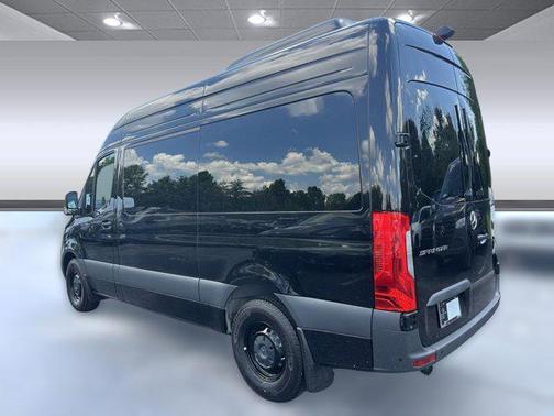 2025 Mercedes-Benz Sprinter 2500 High Roof
