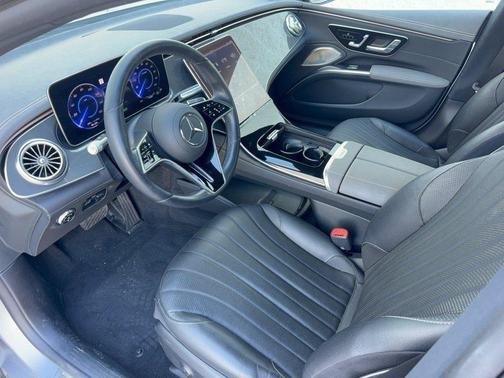 Cirrus Silver Metallic 2022 Mercedes-Benz EQS 450+ 4MATIC