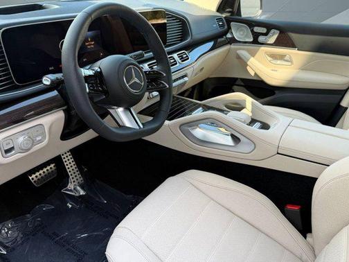 2026 Mercedes-Benz GLS 450 4MATIC