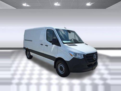2025 Mercedes-Benz Sprinter 2500 Standard Roof