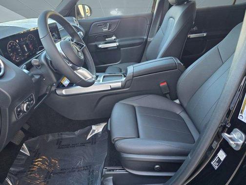 2026 Mercedes-Benz GLB 250 4MATIC