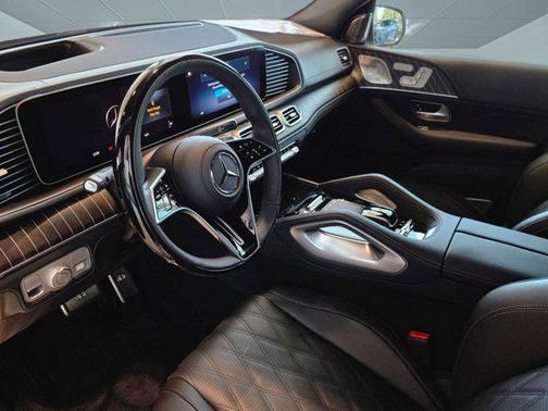 2025 Mercedes-Benz Maybach GLS 600 4MATIC