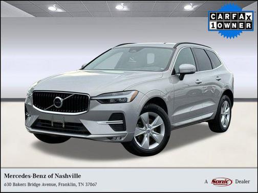 2022 Volvo XC60 B5 Momentum