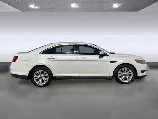 2011 Ford Taurus SEL