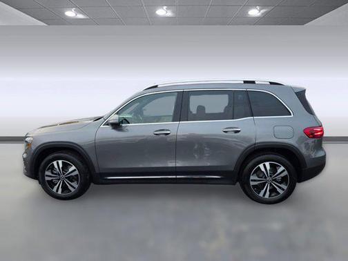 Mountain Grey Metallic 2026 Mercedes-Benz GLB 250 4MATIC