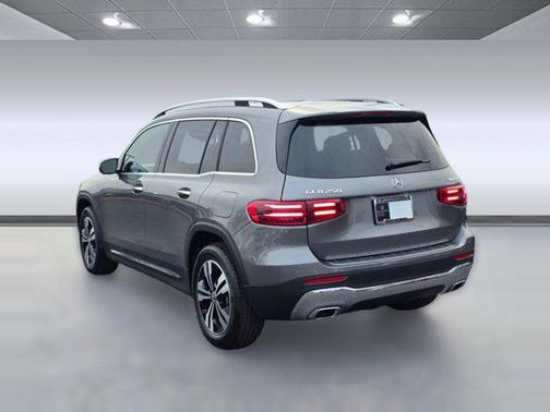Mountain Grey Metallic 2026 Mercedes-Benz GLB 250 4MATIC