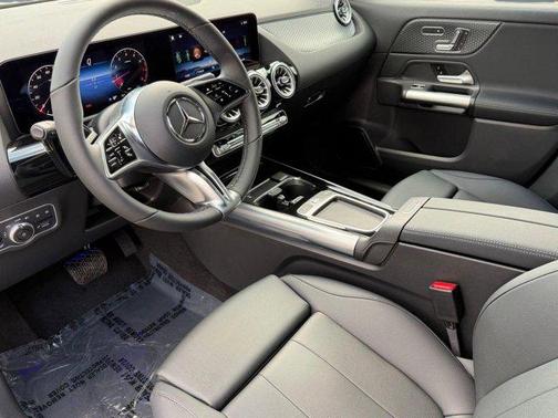 Cirrus Silver Metallic 2026 Mercedes-Benz GLA 250 4MATIC