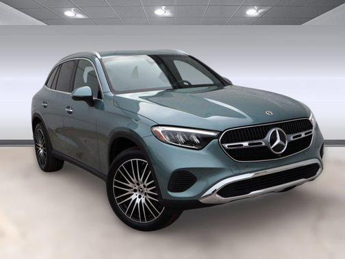 2025 Mercedes-Benz GLC 300 4MATIC