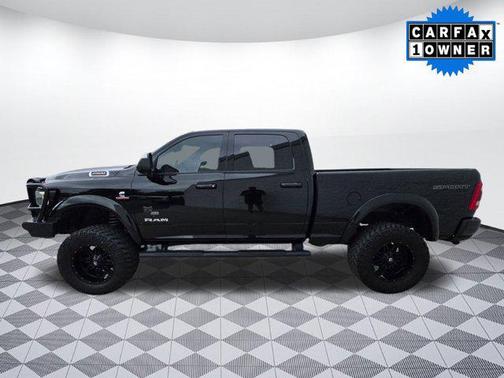 2021 RAM 2500 Big Horn Crew Cab 4x4 6'4' Box
