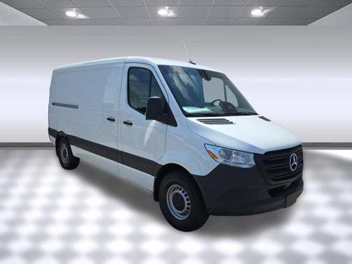 2025 Mercedes-Benz Sprinter 2500 Standard Roof