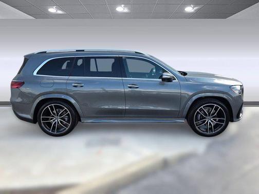 2026 Mercedes-Benz GLS 450 4MATIC