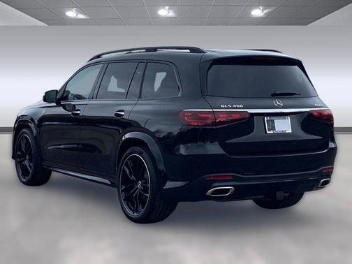 2026 Mercedes-Benz GLS 450 4MATIC