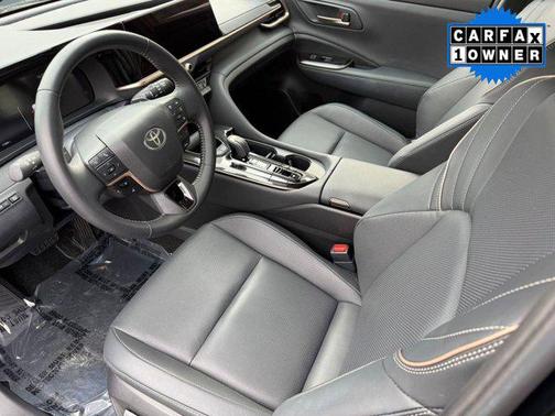 2025 Toyota Crown Signia XLE