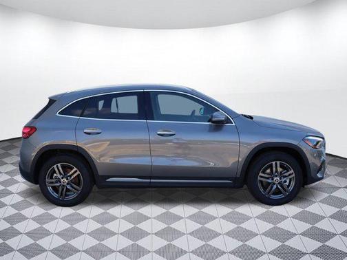 2025 Mercedes-Benz GLA 250 Base