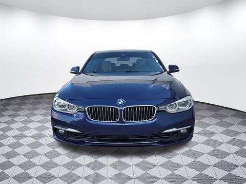 2018 BMW 330 xDrive