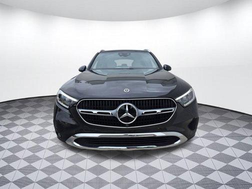 2026 Mercedes-Benz GLC 300 4MATIC