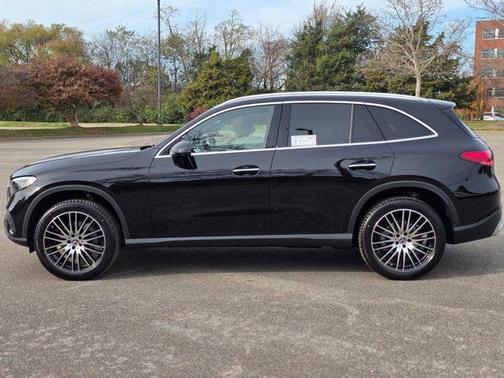 2026 Mercedes-Benz GLC 300 4MATIC